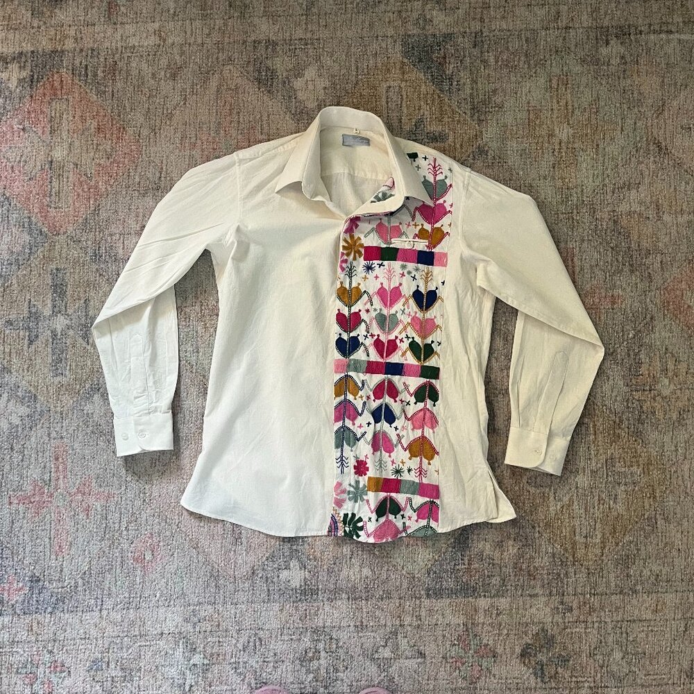 Vintage-Inspired Unisex White Button-Up with Colorful Embroidered Panel
